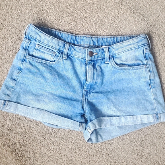 H&M Pants - H&M Divided Light Denim Shorts (6)